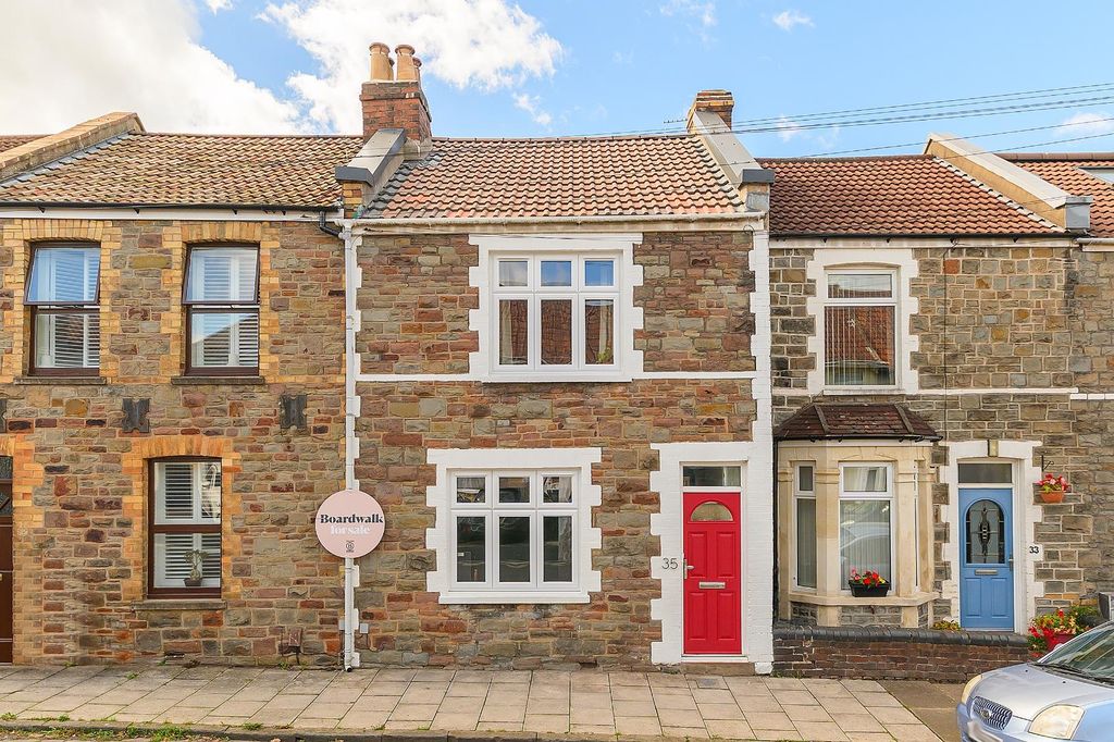 Property photo 2 of 25 3L5Rfs - External C.Jpg