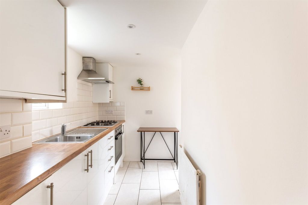 Property photo 3 of 11 Picture No. 08