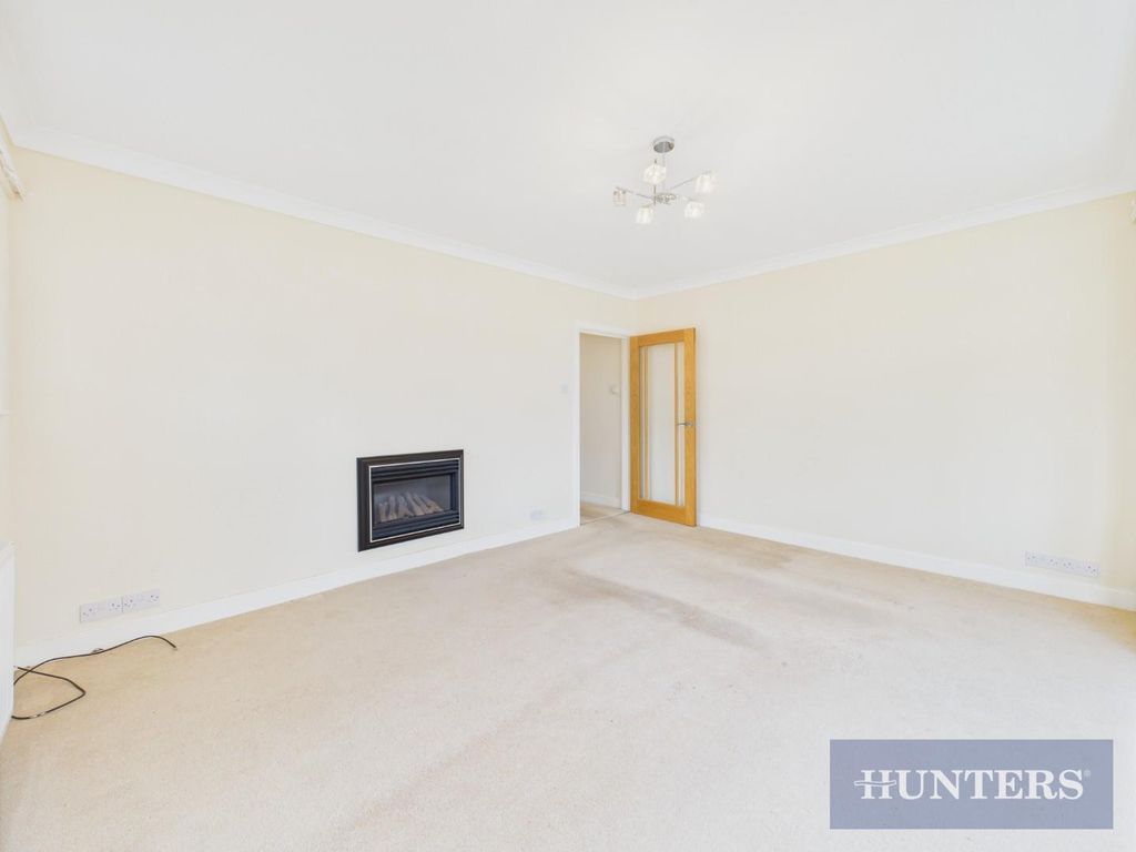 Property photo 3 of 11 Cam05316G0-Pr0165-Still002.Jpg