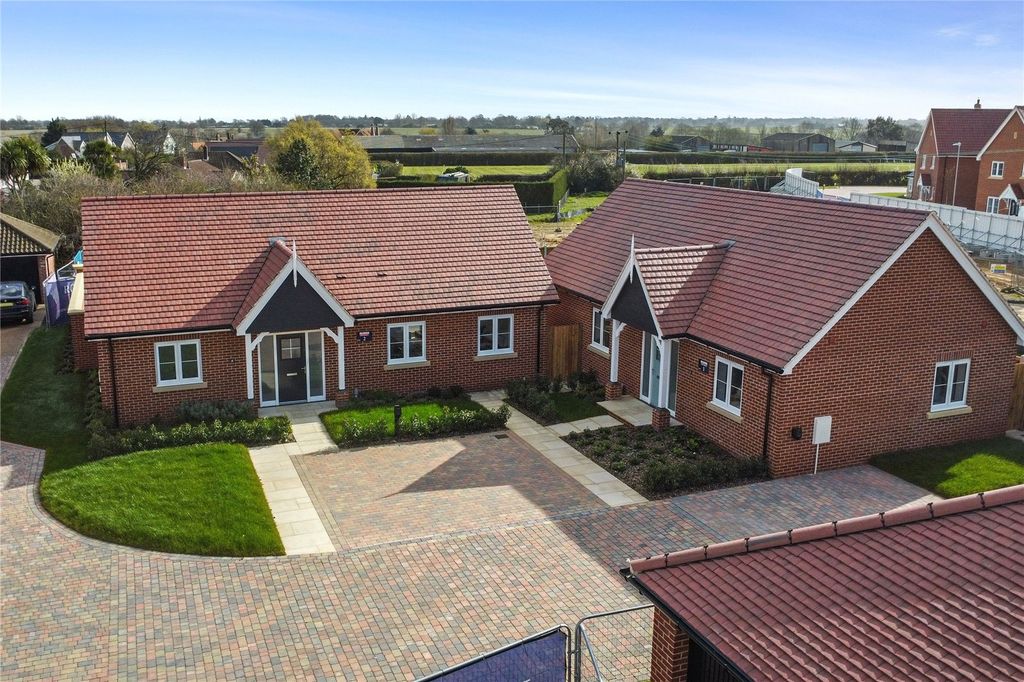 Property photo 1 of 16 Picture No. 32