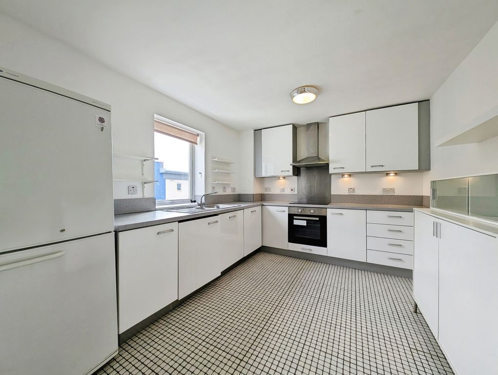 Property photo 3 of 14 Pbox-Img.Jpg