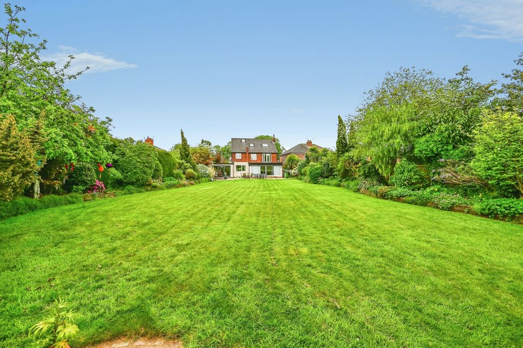 Property photo 2 of 24 Pbox-Img.Jpg