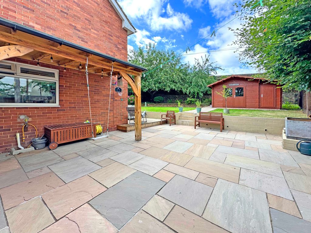 Property photo 3 of 18