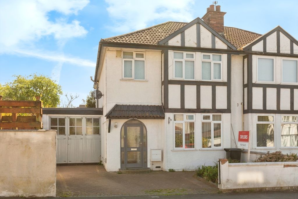 Property photo 1 of 17 Photo