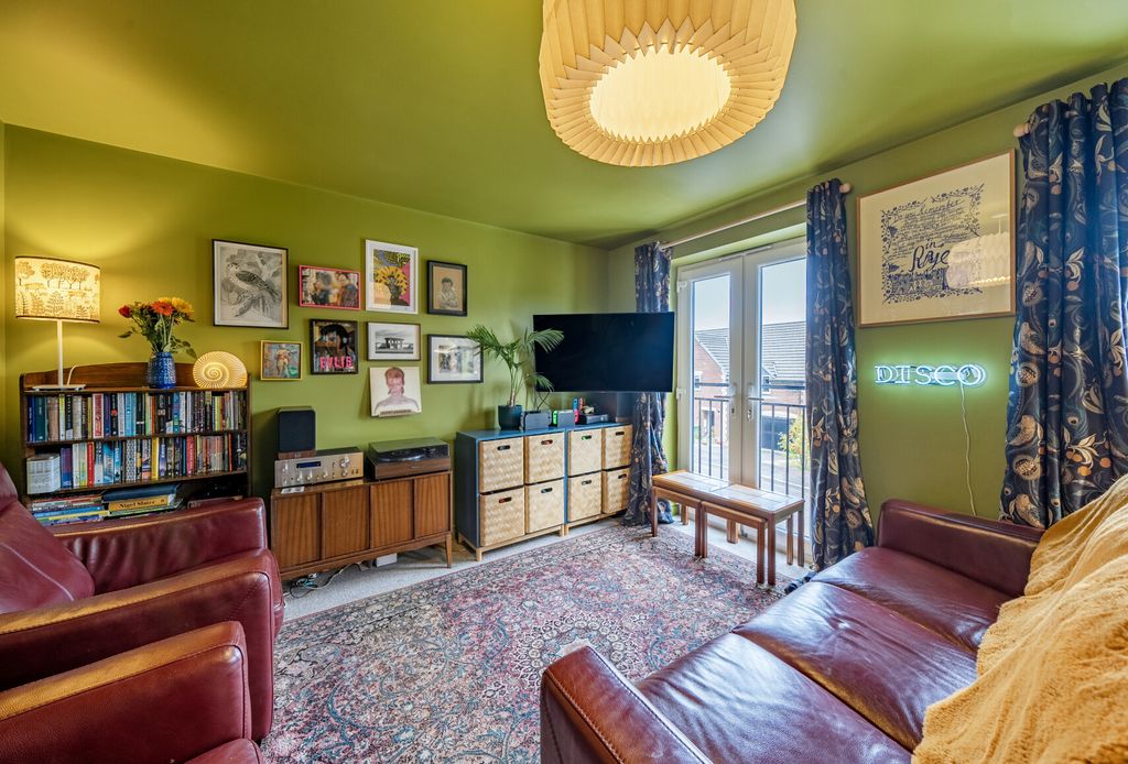 Property photo 2 of 24 1364323-23-68E63A...
