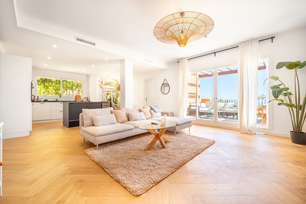 Property photo 3 of 27 Image