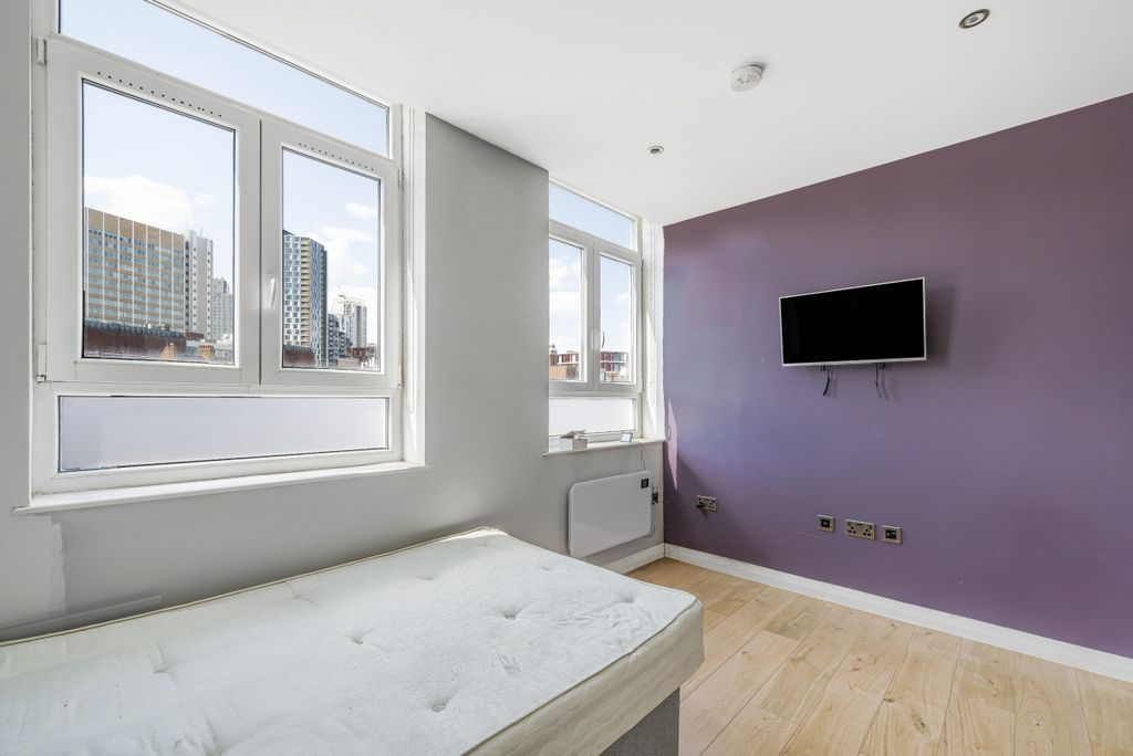 Property photo 1 of 7 1008035 (4)