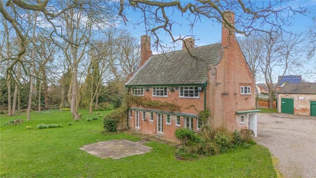 Property photo 2 of 25 The Rectory