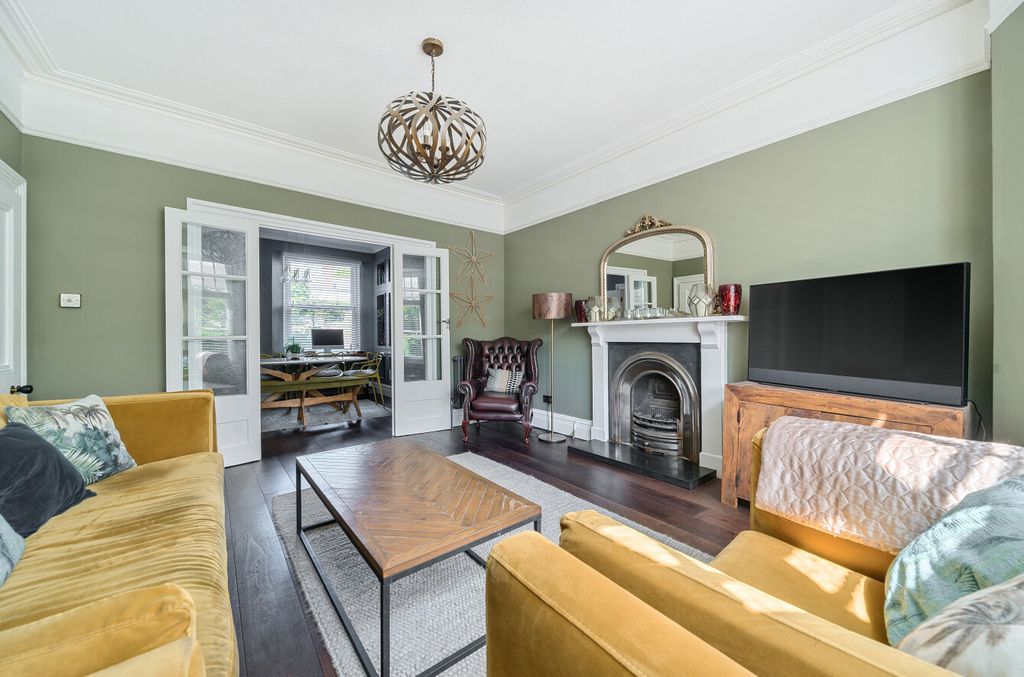 Property photo 2 of 21 1288253-9-6824B39...