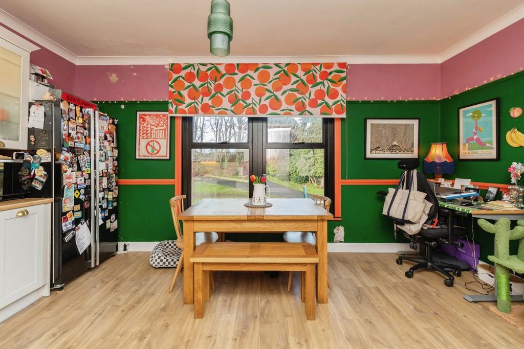 Property photo 3 of 21 Pbox-Img.Jpg