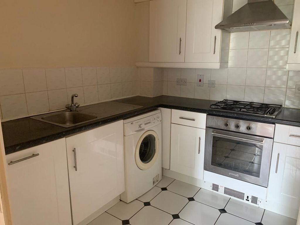 Property photo 2 of 7 Photograph 1