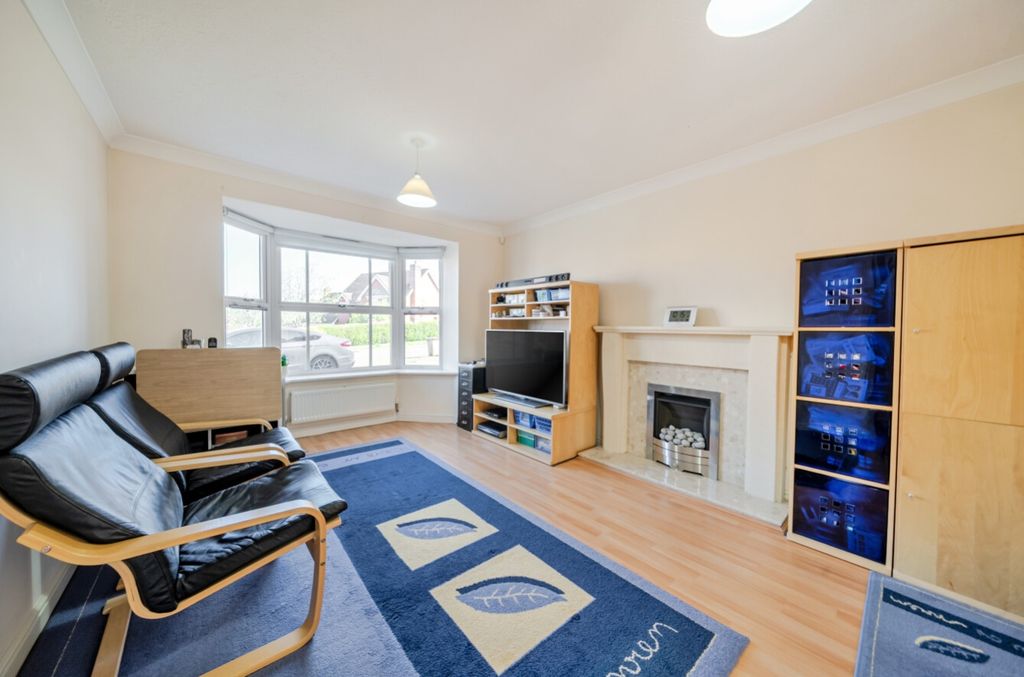 Property photo 2 of 25 1441076-1-69Dccd6128Ed1