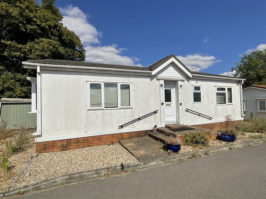Property photo 1 of 13 Front