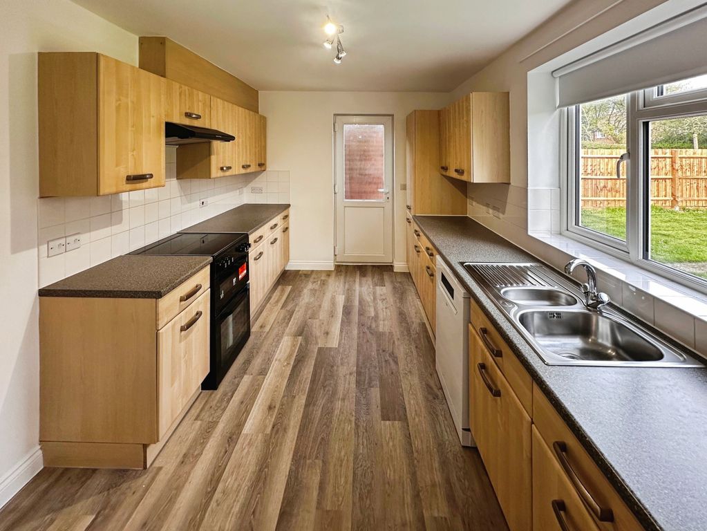 Property photo 3 of 23 Image