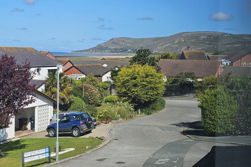 Property photo 2 of 24 Picture No. 45
