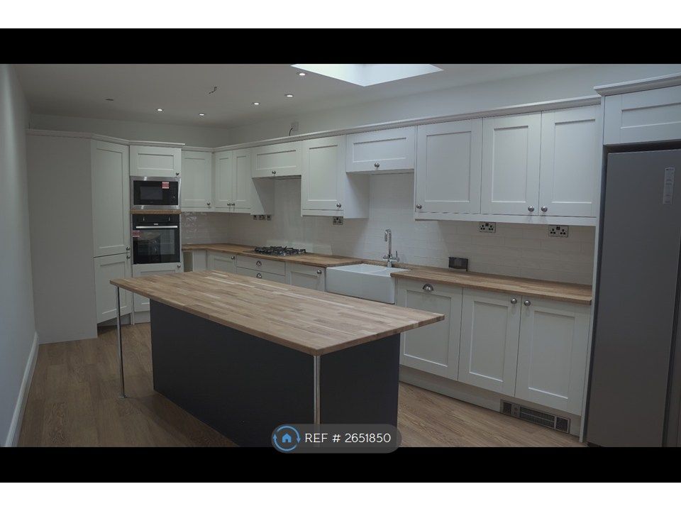 Property photo 1 of 35