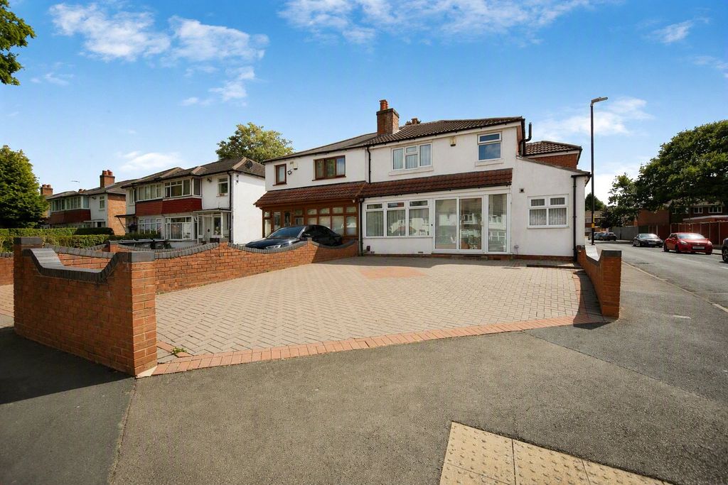 Property photo 1 of 34 Picture No. 47