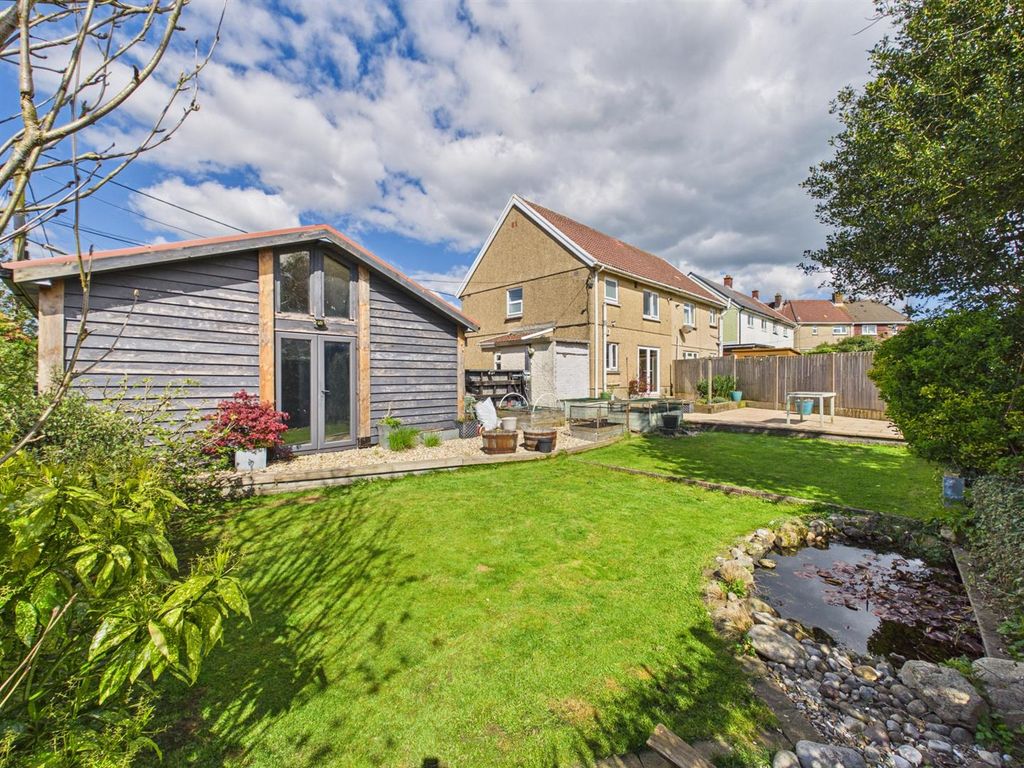 Property photo 1 of 24 Cam04045G0-Pr0084-Still025.Jpg