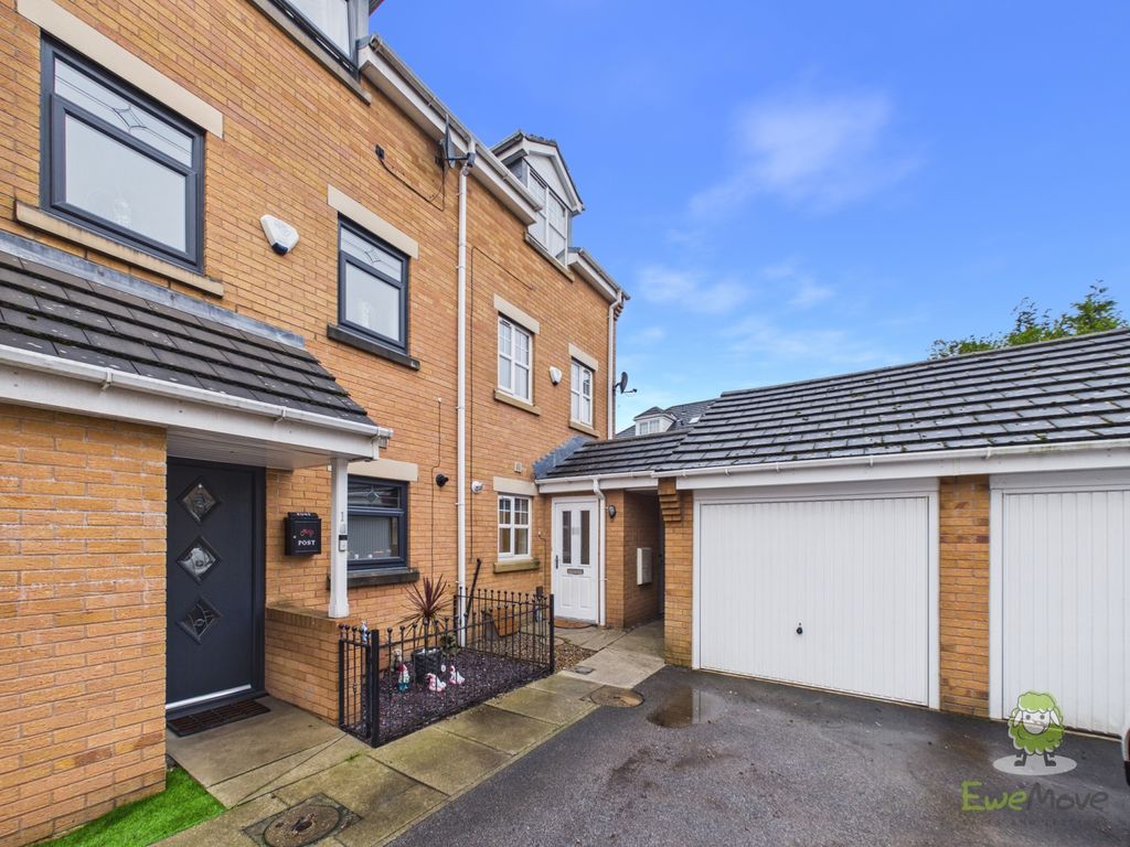 Property photo 1 of 29 Cam04233G0-Pr0051-Still012