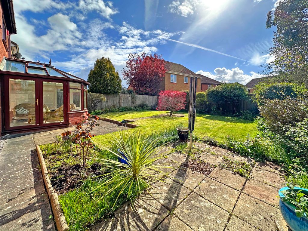 Property photo 2 of 22