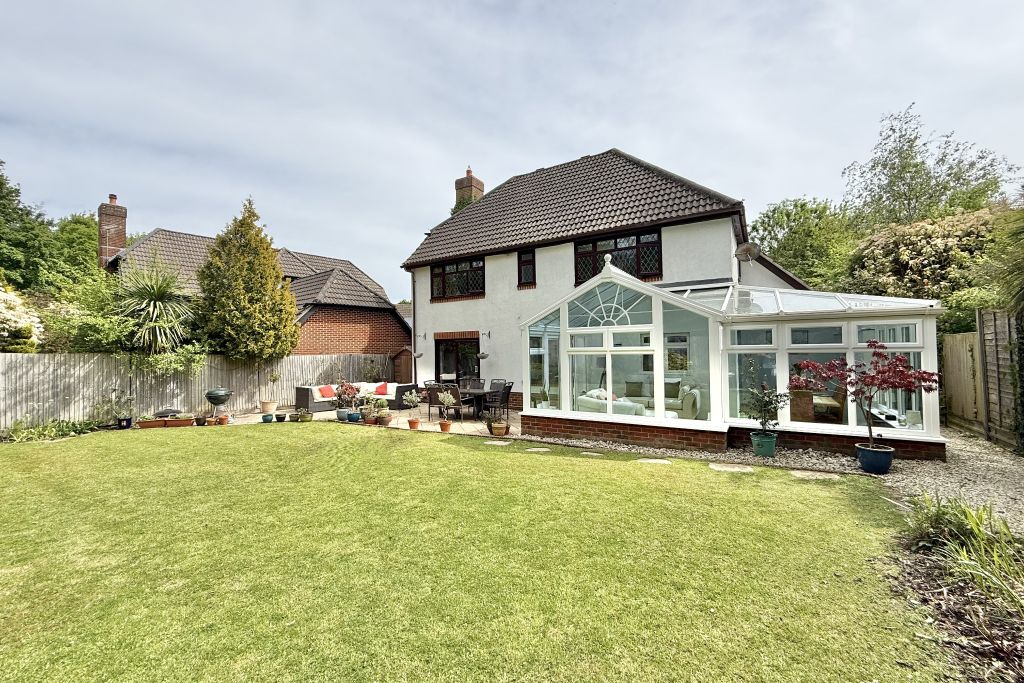 Property photo 1 of 24