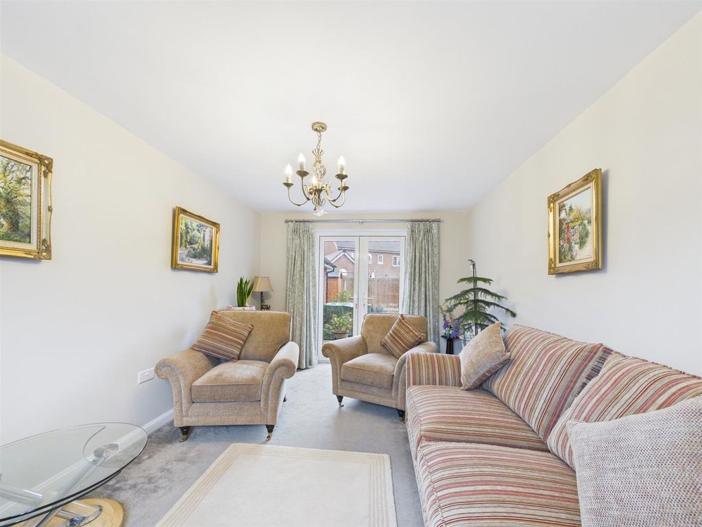 Property photo 3 of 17 Cam02435G0-Pr0382-Still004.Jpg