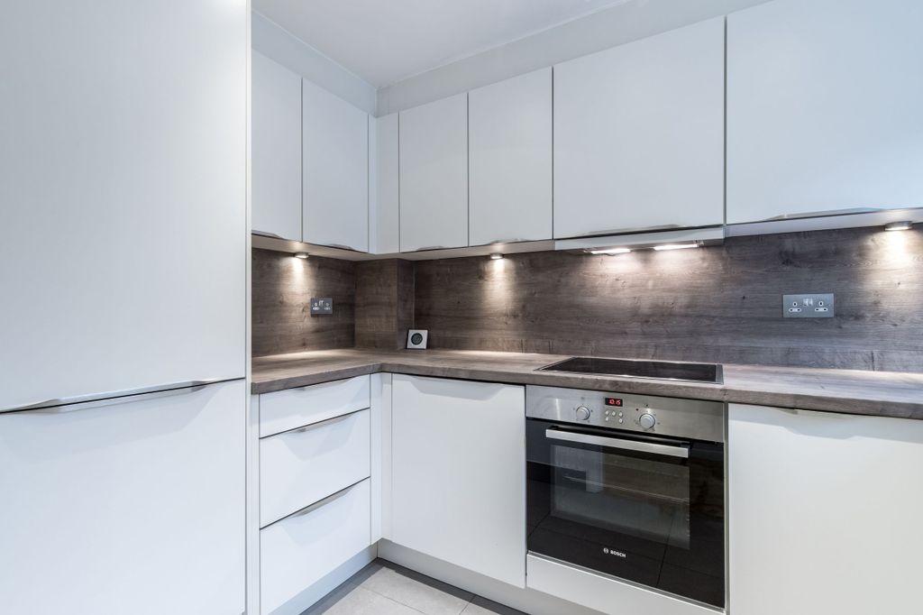 Property photo 1 of 19 Kitchen