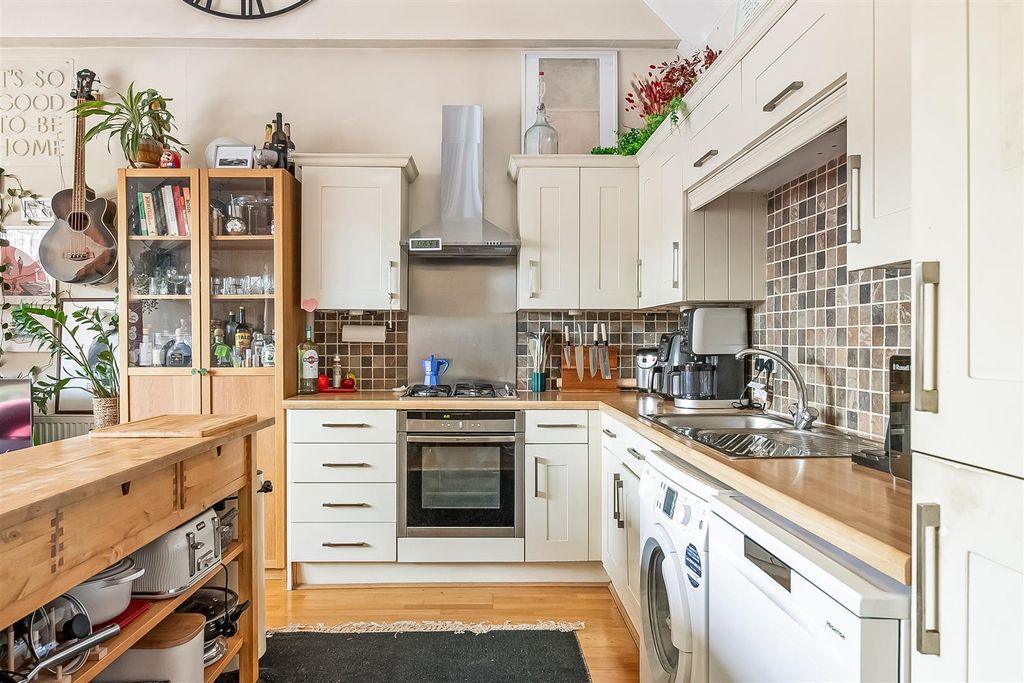 Property photo 2 of 15 Reception Room/Kitchen