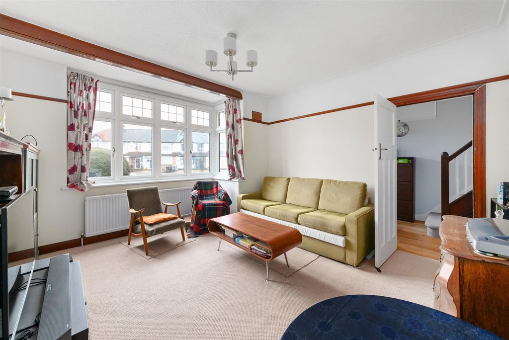 Property photo 2 of 9 Beaford Grove