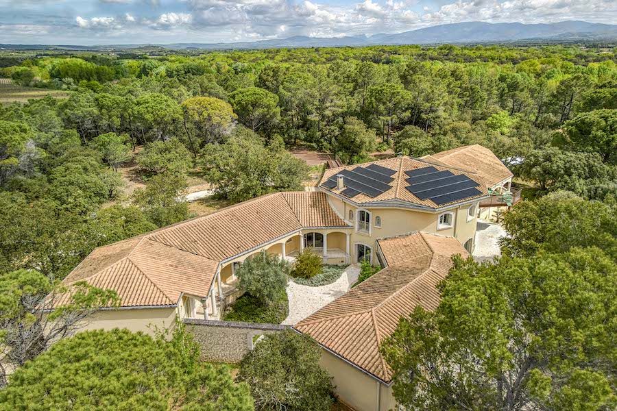 Property photo 1 of 35