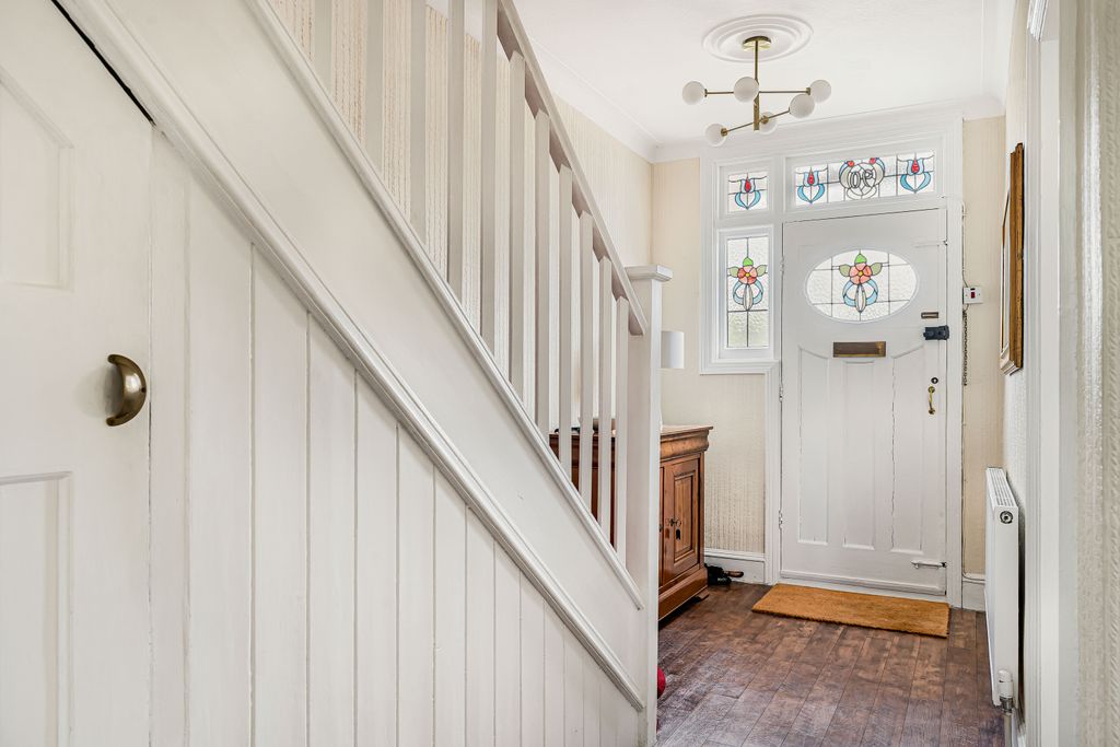 Property photo 3 of 31