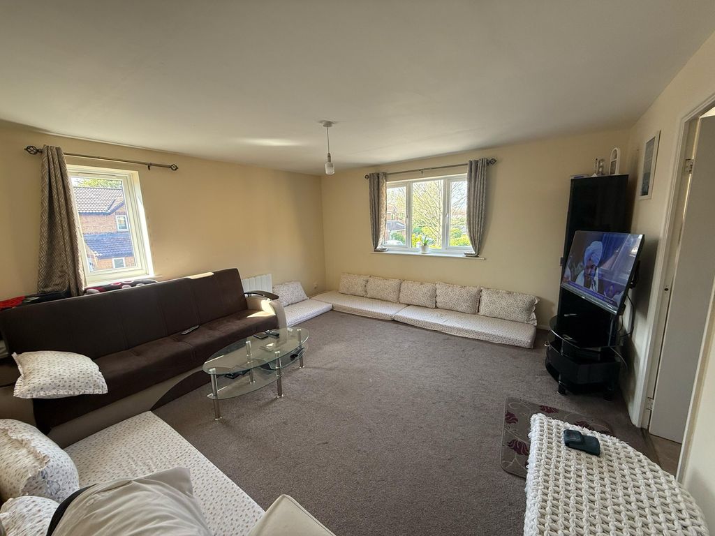 Property photo 2 of 15