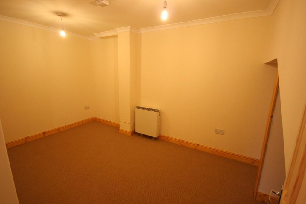 Property photo 3 of 6 All Pictures Up To 11 Sept 2008 142.Jpg