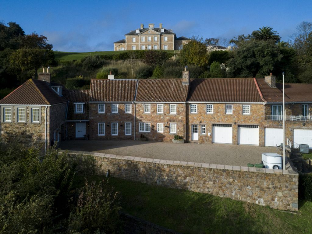 Additional image 6 of 8 bed detached house for saleLa Rue Du Flicquet, Jersey JE3
