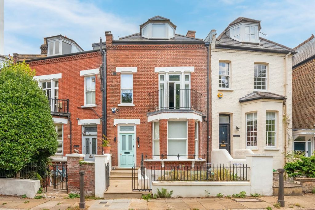Property photo 1 of 10