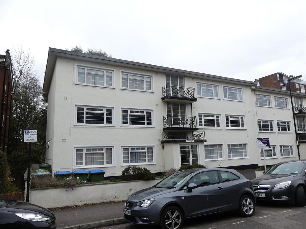 Property photo 1 of 6