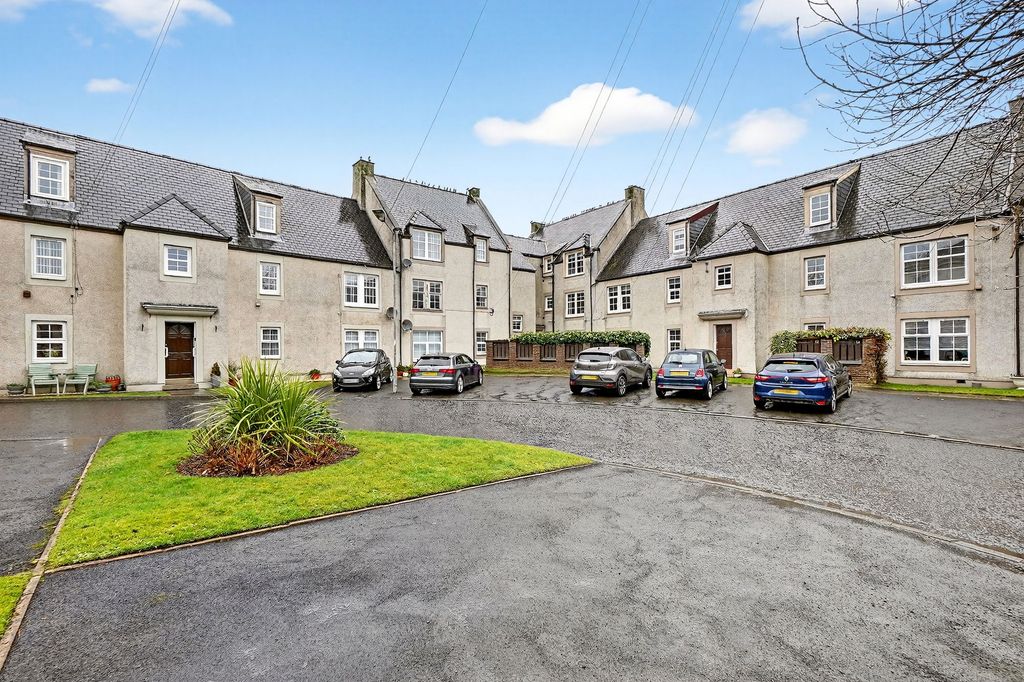 Property photo 1 of 26