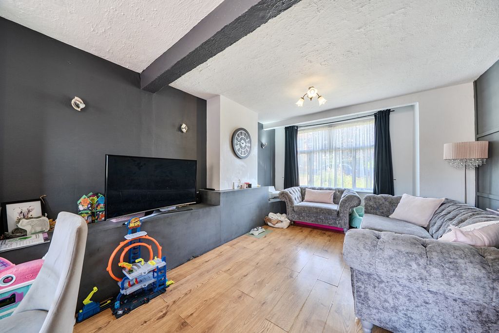 Property photo 2 of 18 Reception Room