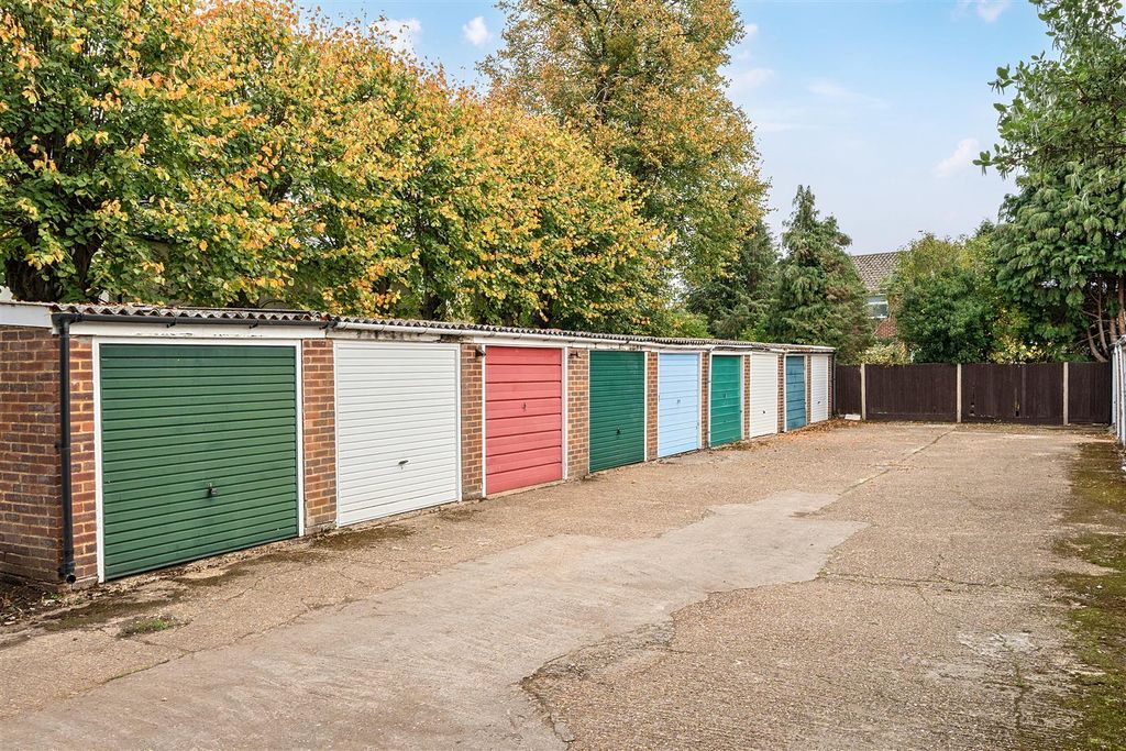 Property photo 2 of 16 1365481-1-68F206804Ab6E.Jpg