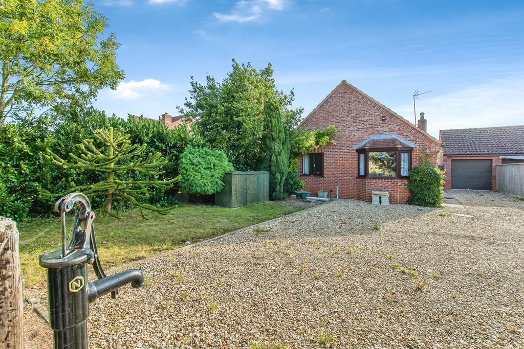 Property photo 1 of 16