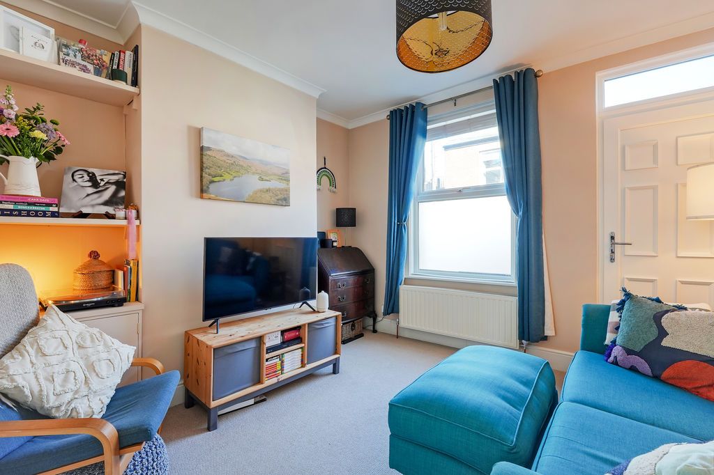 Property photo 2 of 23 Living Room