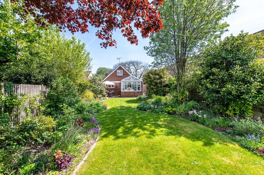 Property photo 2 of 35 682Maidstoneroad-34.Jpg