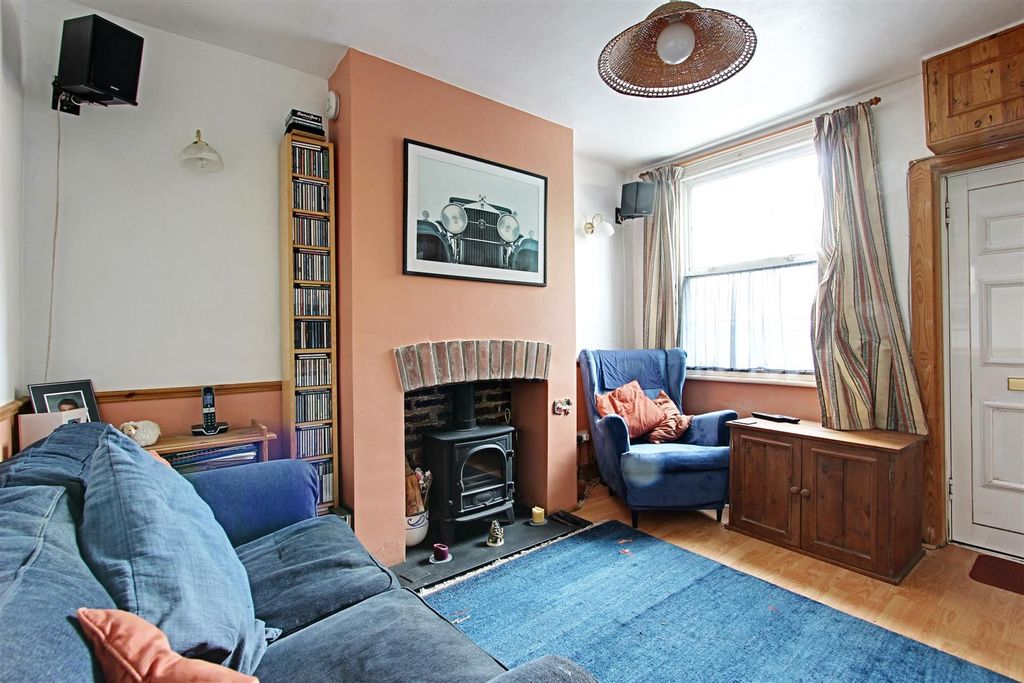 Property photo 2 of 18 Img_5533-Img_5535.Jpg