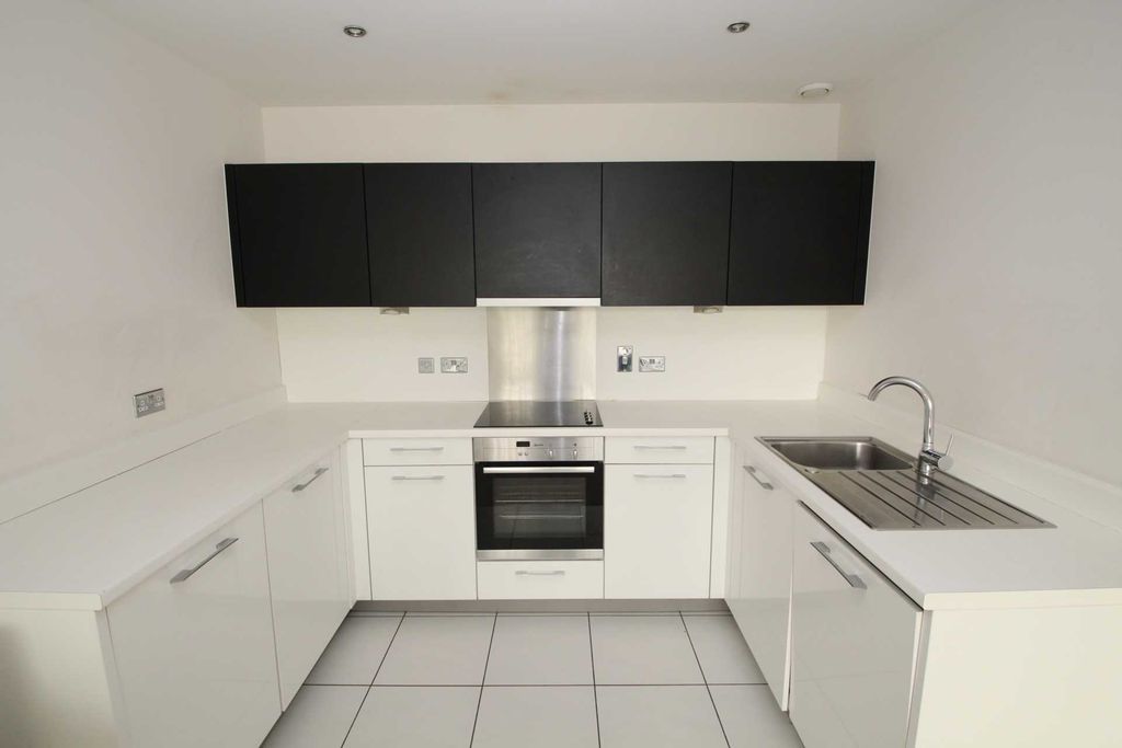 Property photo 3 of 5 Photo