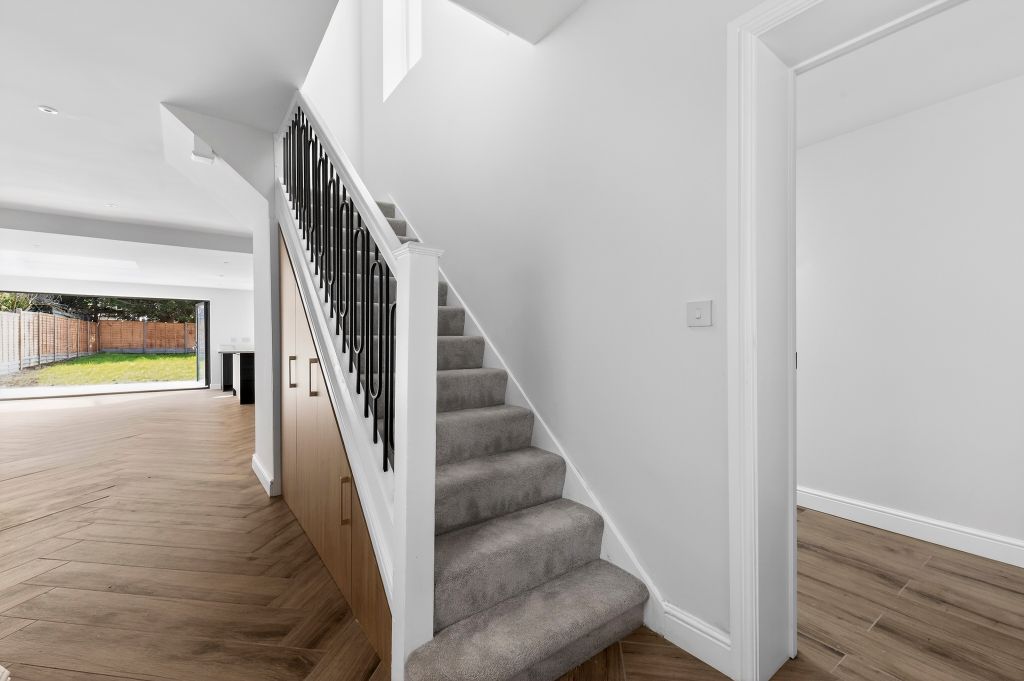 Property photo 3 of 20 Open Plan Living