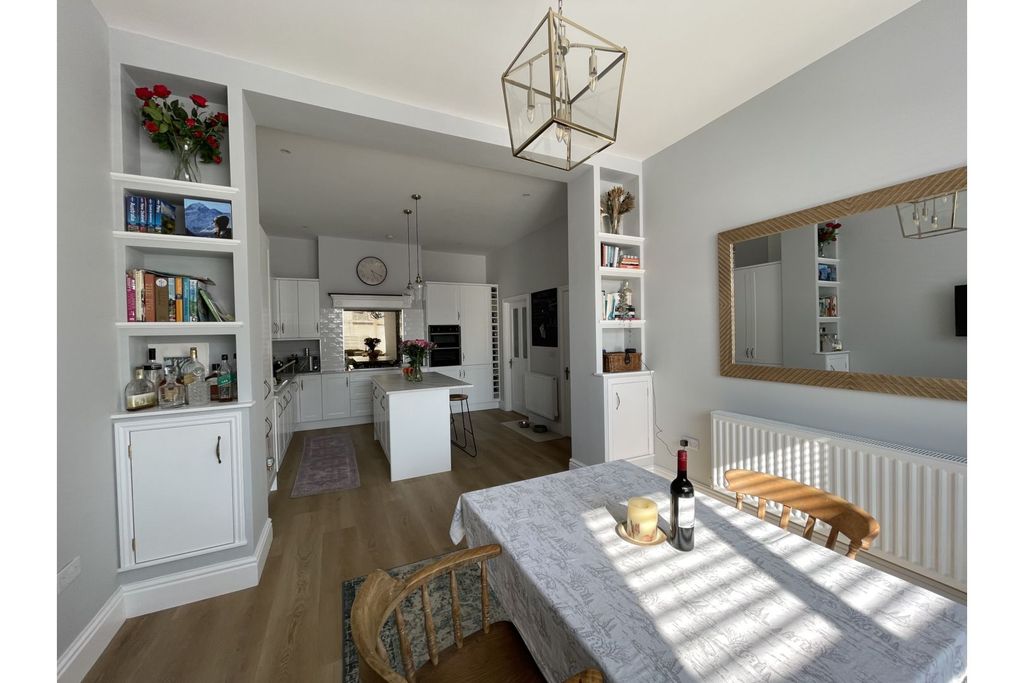 Property photo 3 of 19 Kitchen/Dining Room