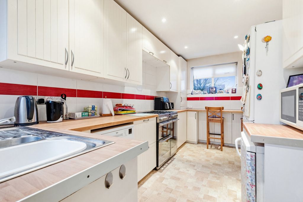 Property photo 3 of 11 Picture No. 11