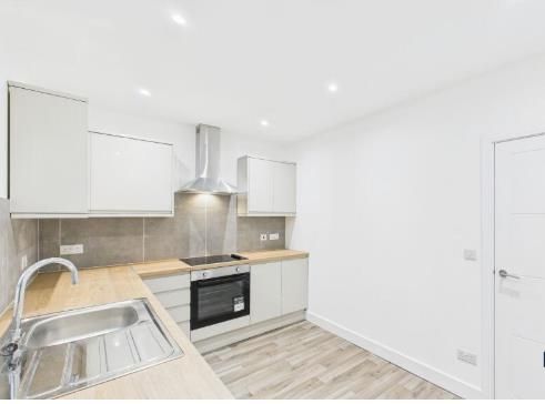 Property photo 1 of 17 Balcony