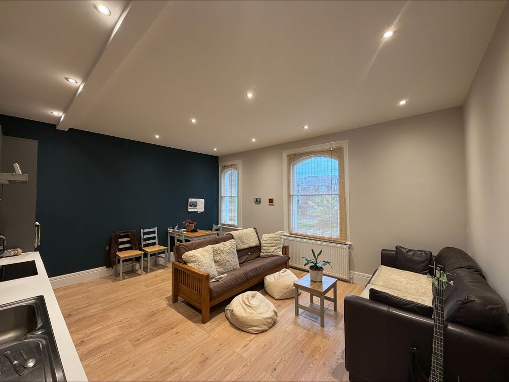 Property photo 3 of 30