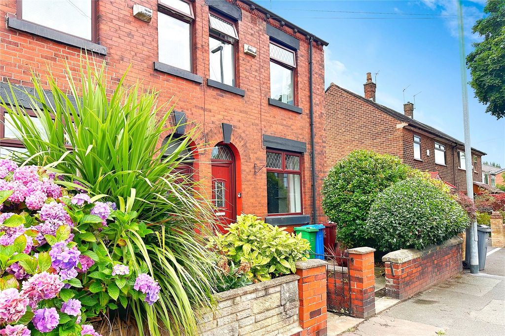 Property photo 1 of 20 Front External